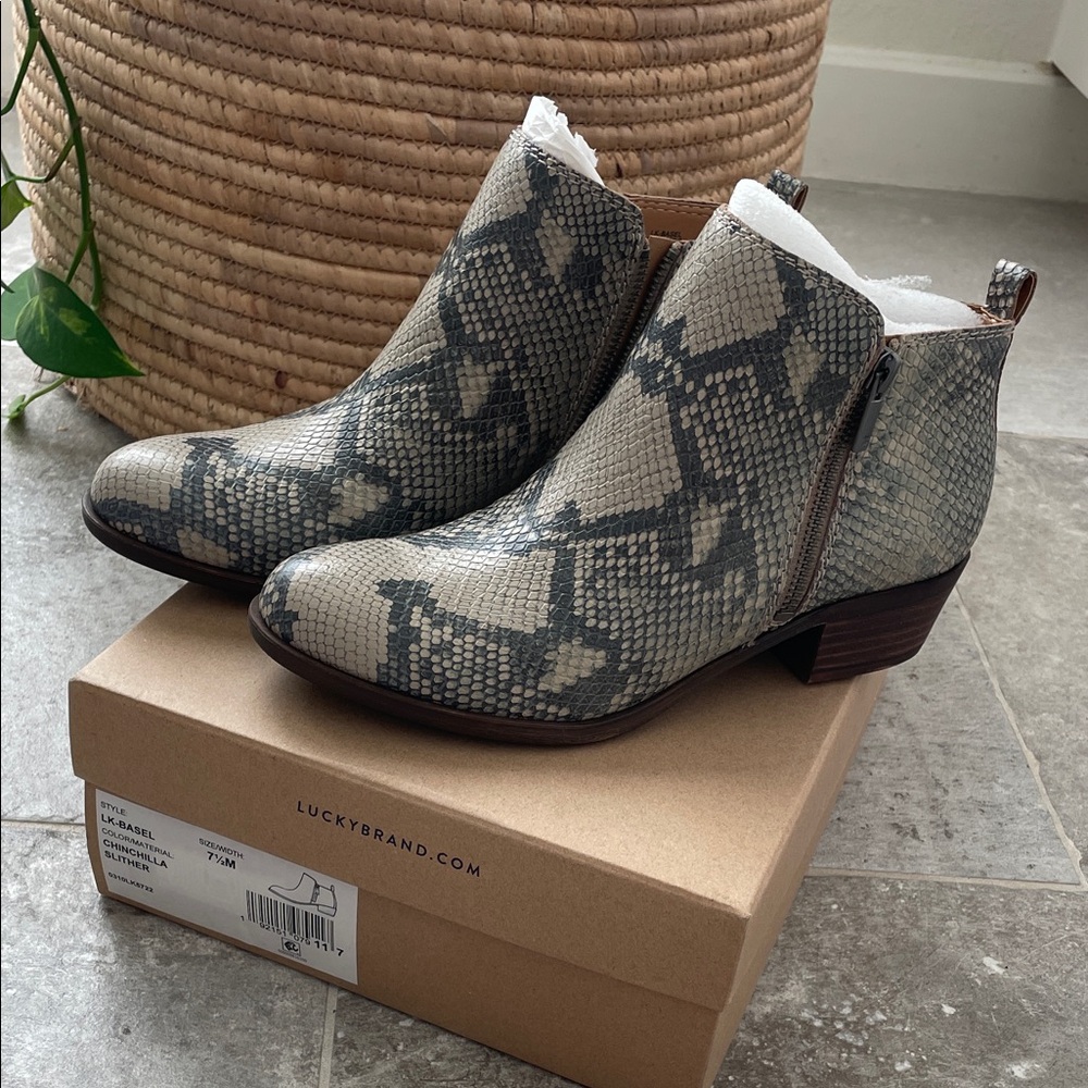 Lucky Brand Women's Chinchilla Snake Pattern Booties